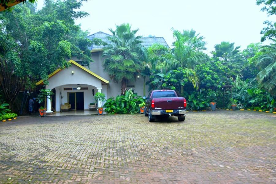 Random Park Hotel Kigali Esterno foto