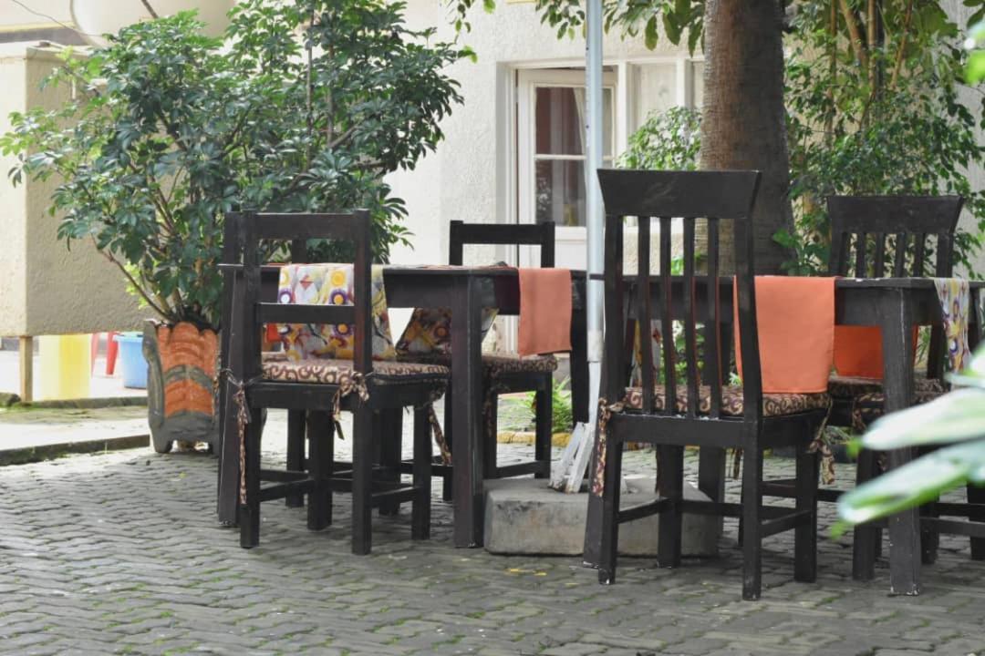 Random Park Hotel Kigali Esterno foto